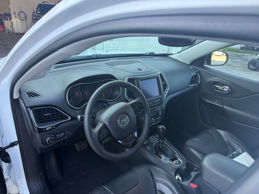 2023 Jeep Cherokee Altitude