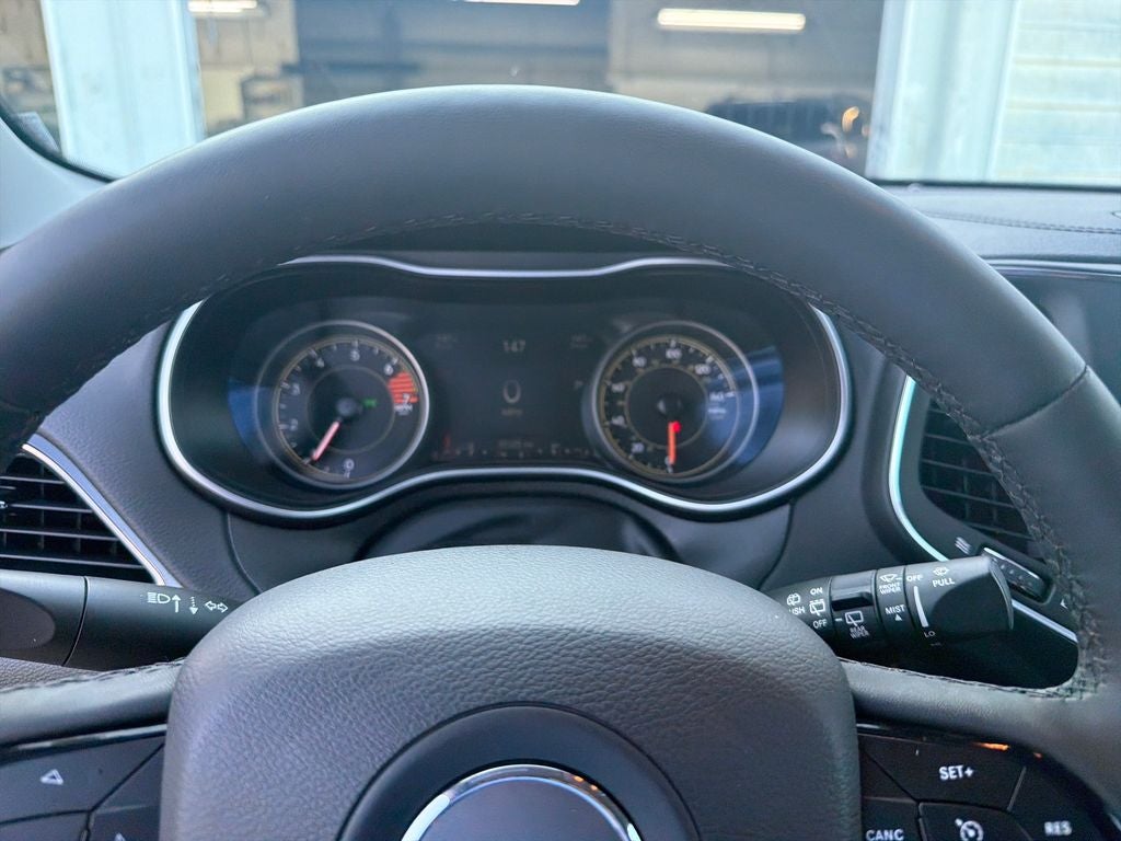 2023 Jeep Cherokee Altitude