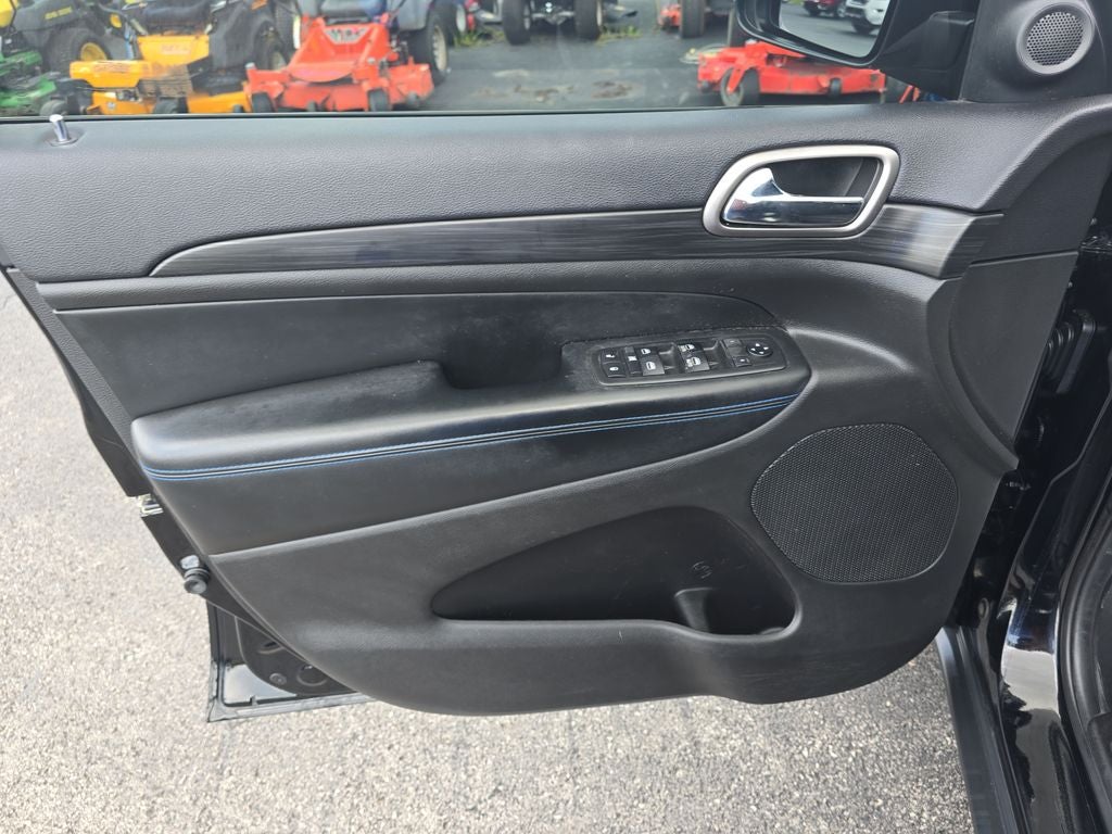 2019 Jeep Grand Cherokee Laredo