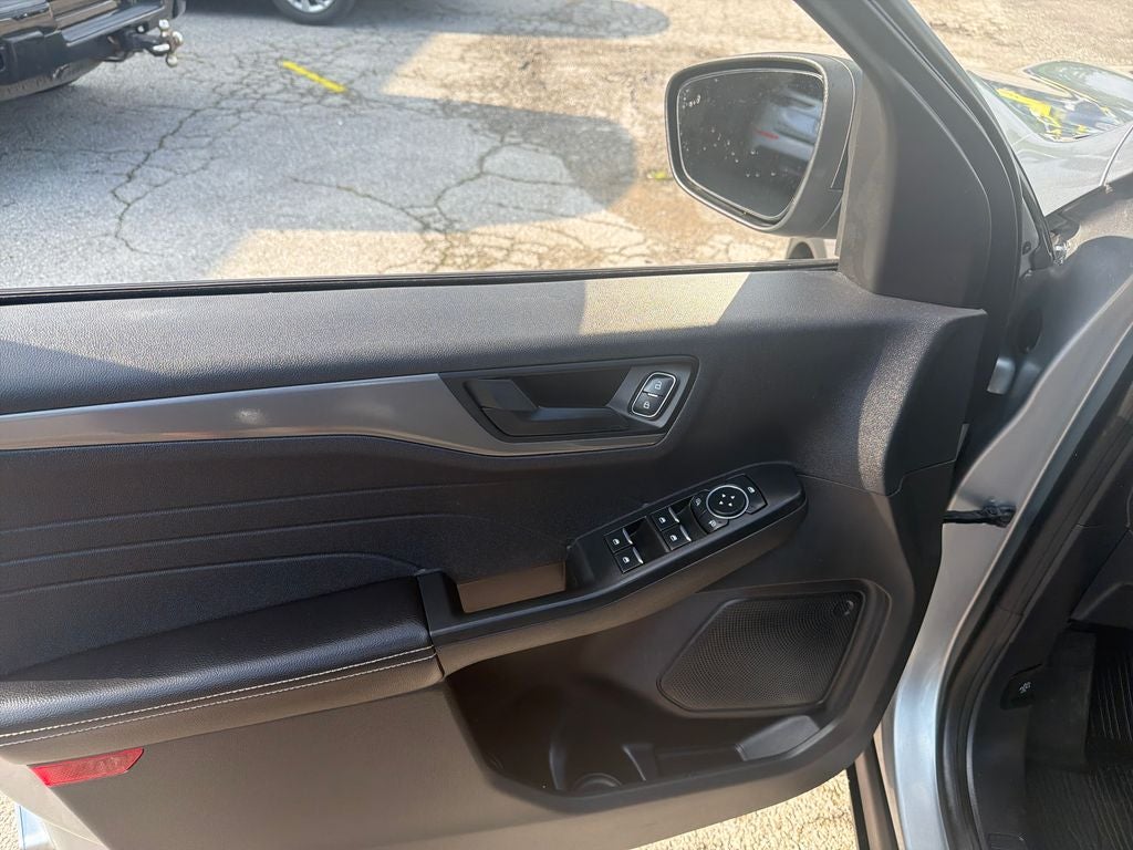 2023 Ford Escape Hybrid Active