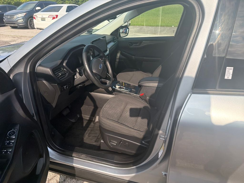 2023 Ford Escape Hybrid Active