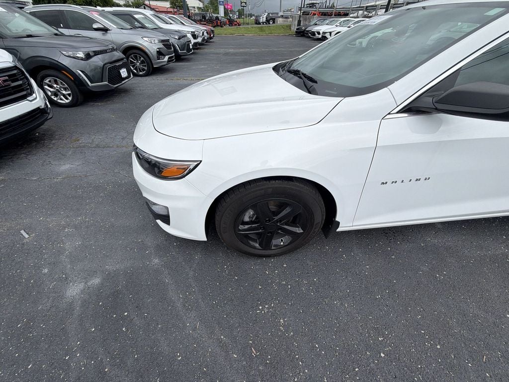 2022 Chevrolet Malibu LS 1FL