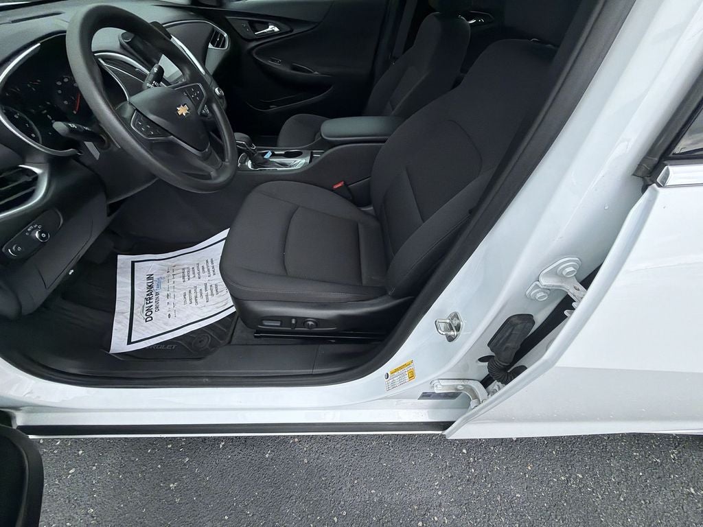 2022 Chevrolet Malibu LS 1FL