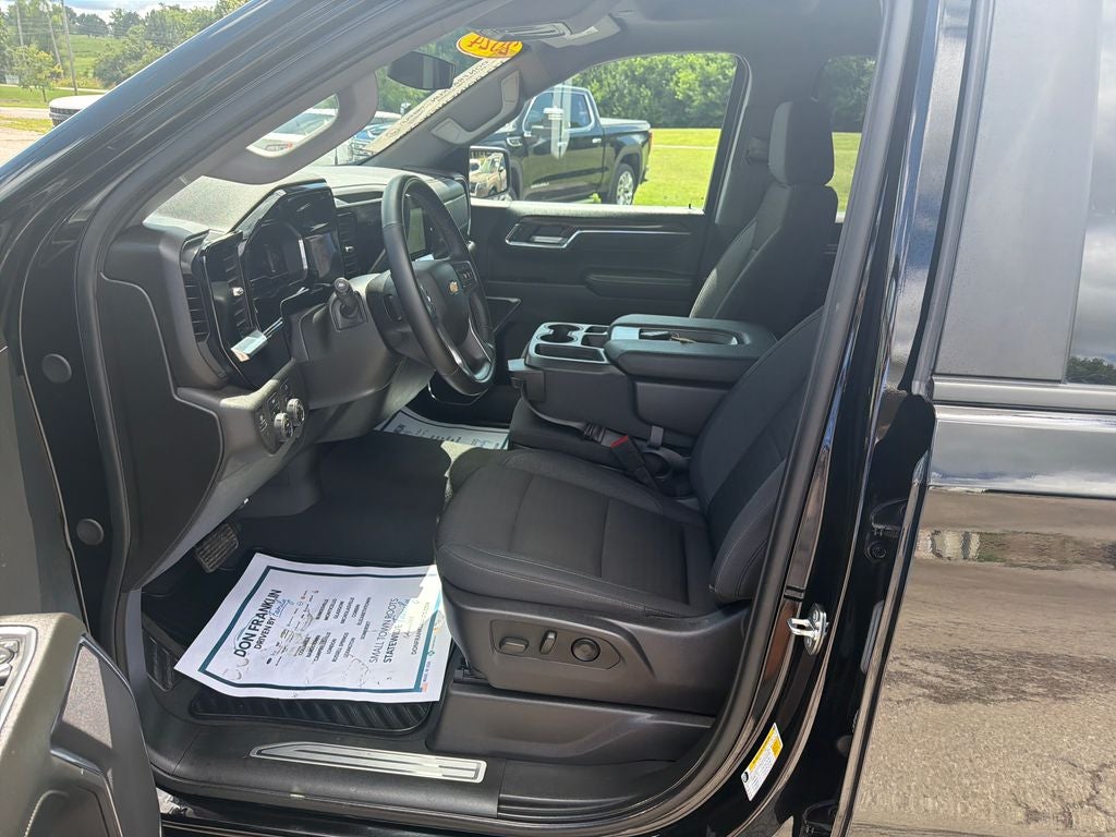 2024 Chevrolet Silverado 1500 LT