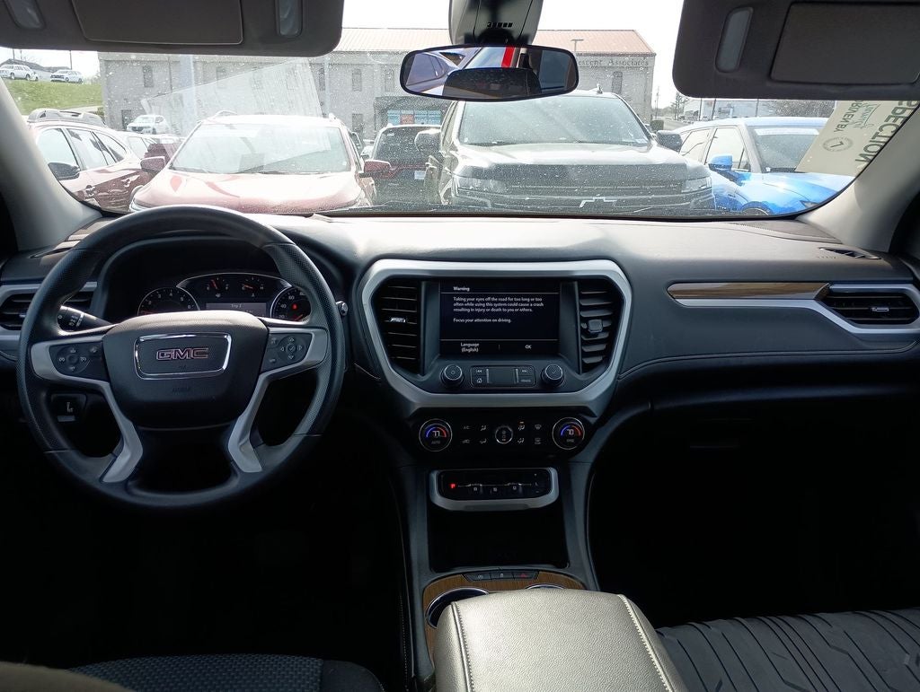 2023 GMC Acadia SLE
