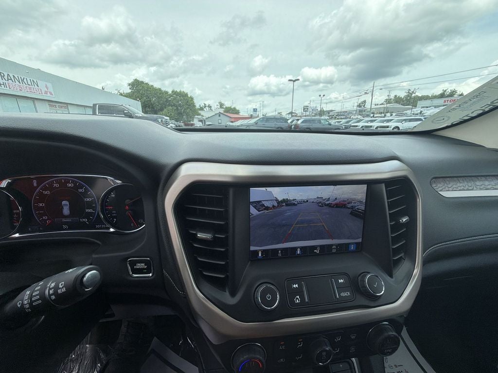 2023 GMC Acadia Denali