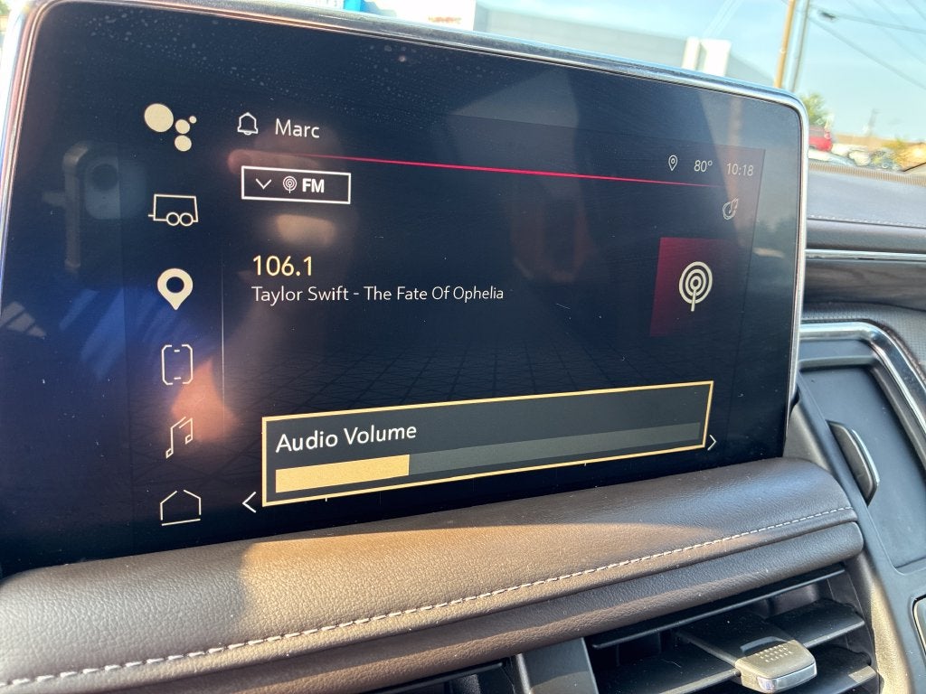 2022 GMC Yukon XL SLT