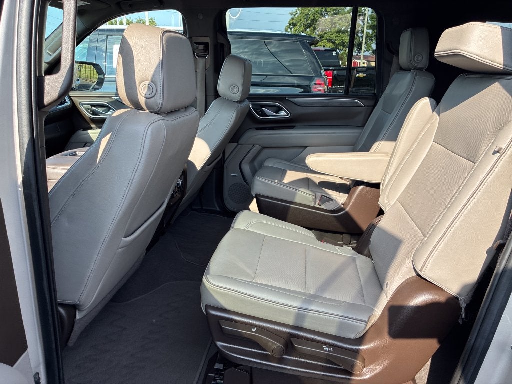2022 GMC Yukon XL SLT