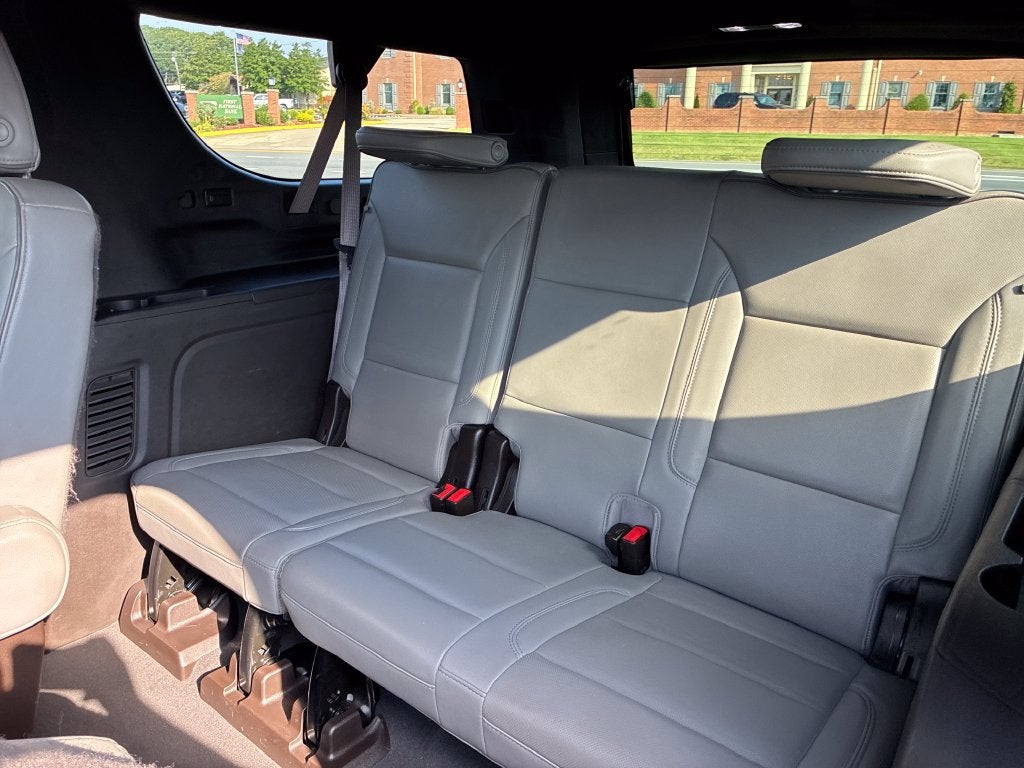 2022 GMC Yukon XL SLT