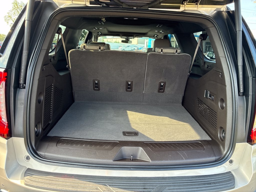 2022 GMC Yukon XL SLT