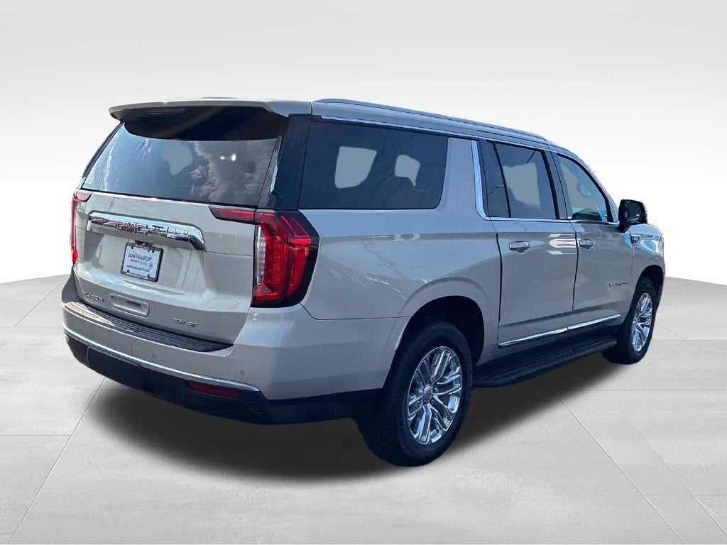 2022 GMC Yukon XL SLT