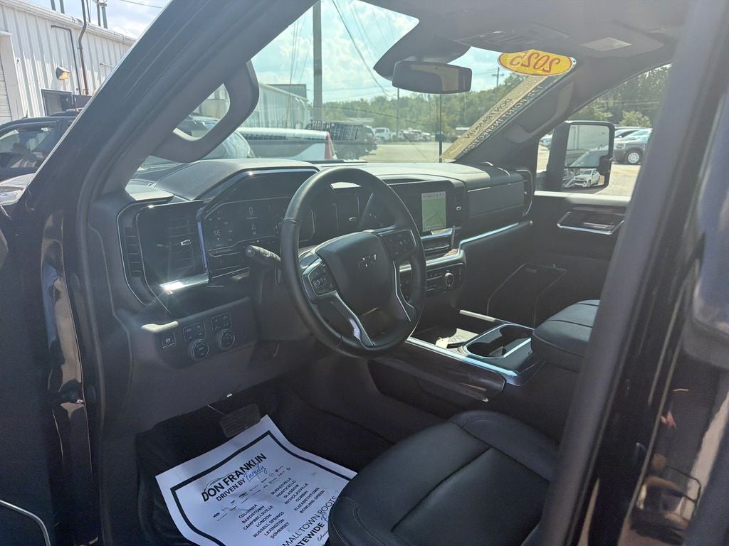 2025 Chevrolet Silverado 2500HD LTZ