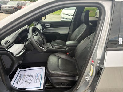 2023 Jeep Compass Latitude Lux