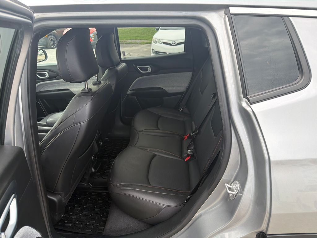 2023 Jeep Compass Latitude Lux