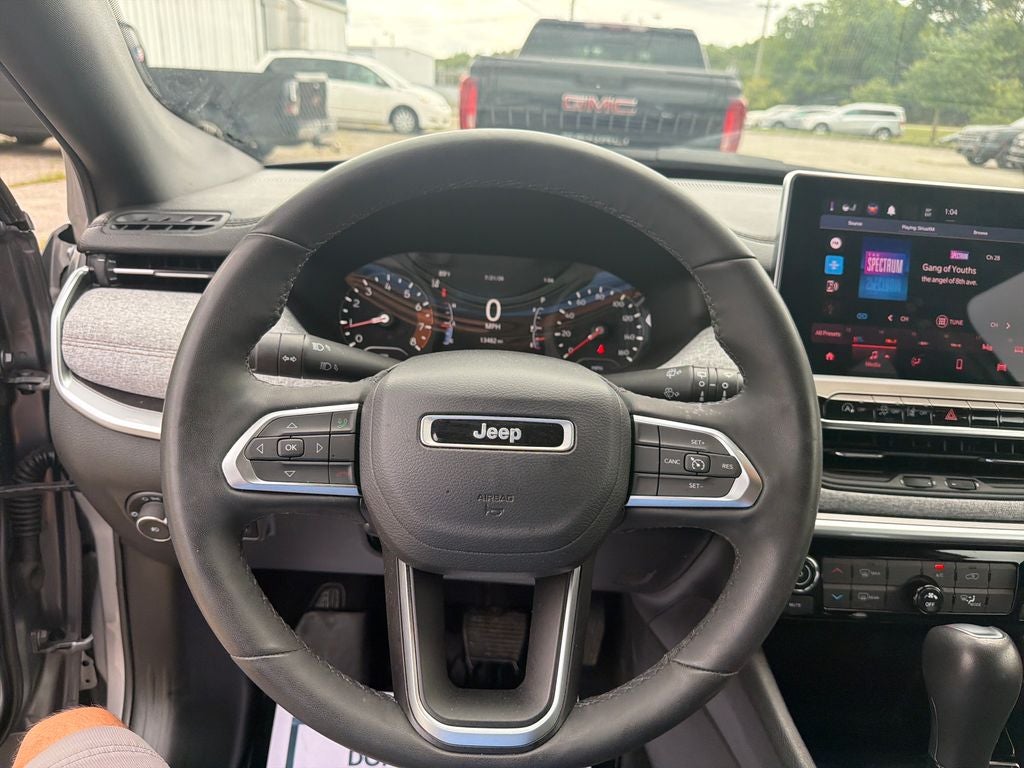 2023 Jeep Compass Latitude Lux