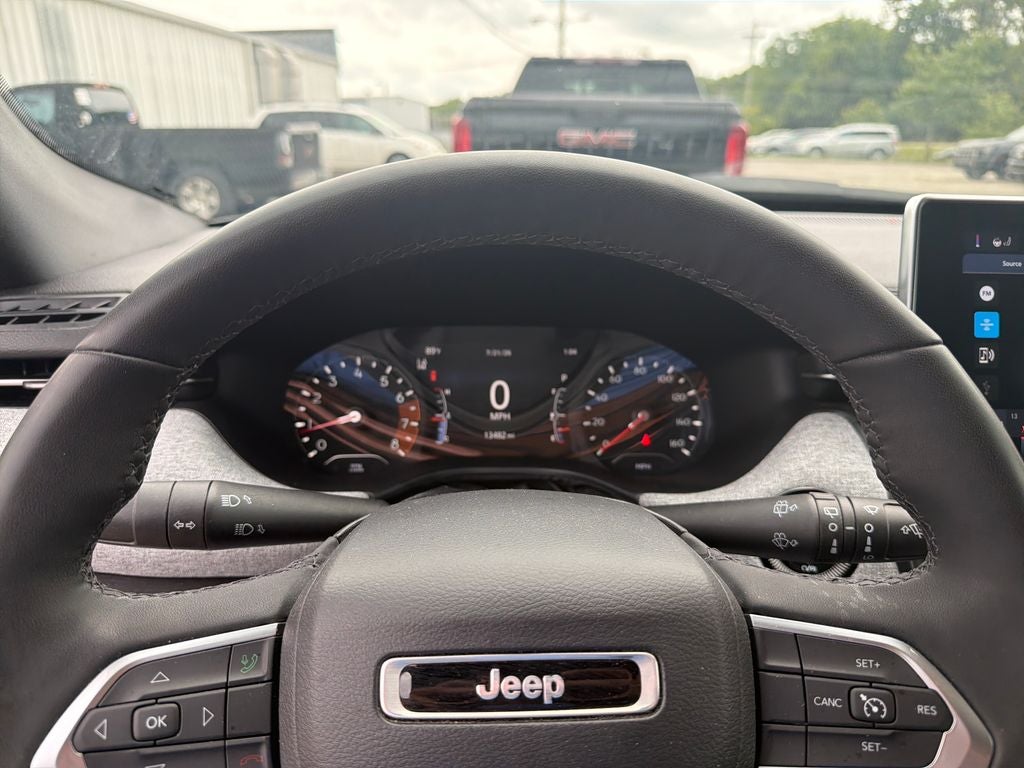2023 Jeep Compass Latitude Lux