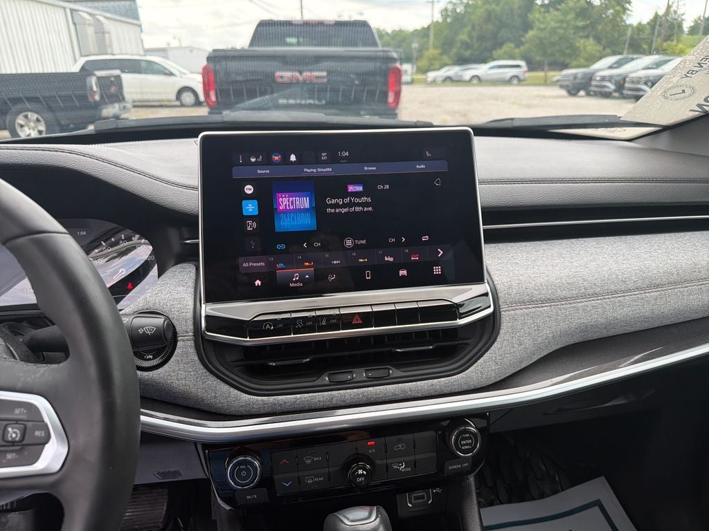 2023 Jeep Compass Latitude Lux