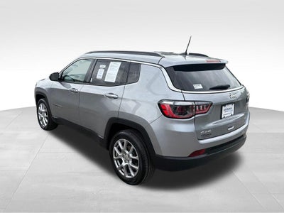 2023 Jeep Compass Latitude Lux