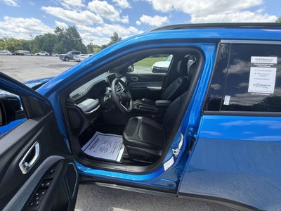 2023 Jeep Compass Latitude Lux