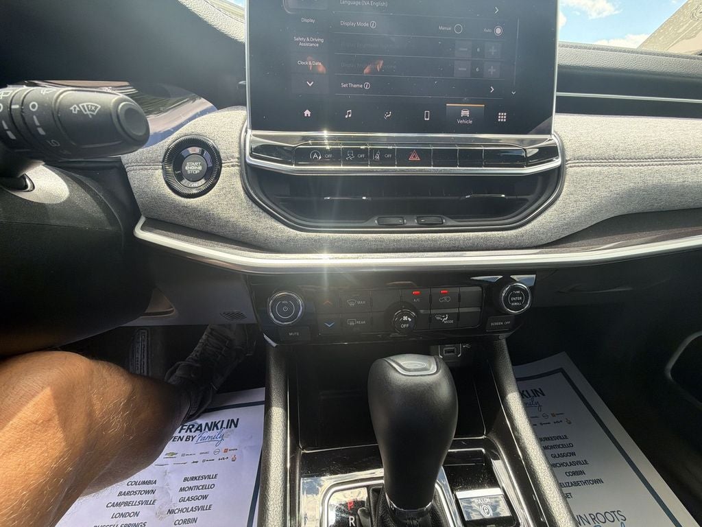 2023 Jeep Compass Latitude Lux
