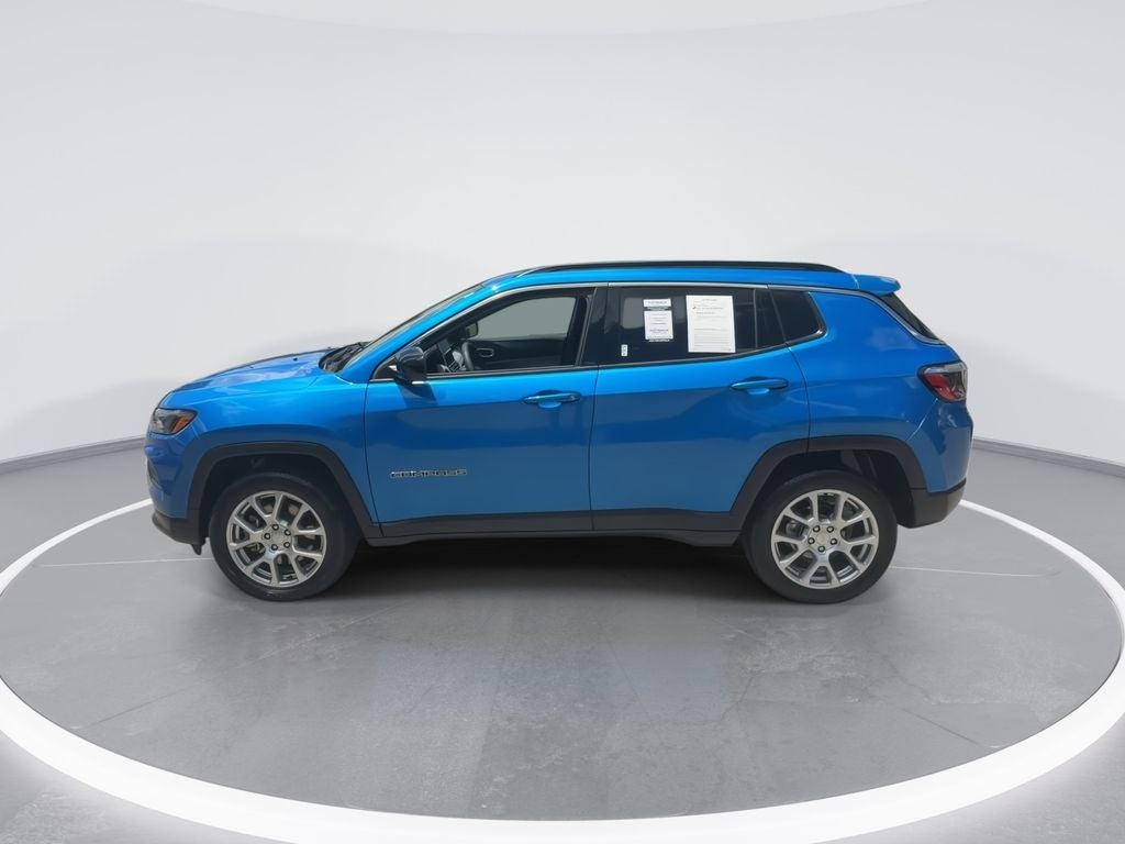 2023 Jeep Compass Latitude Lux