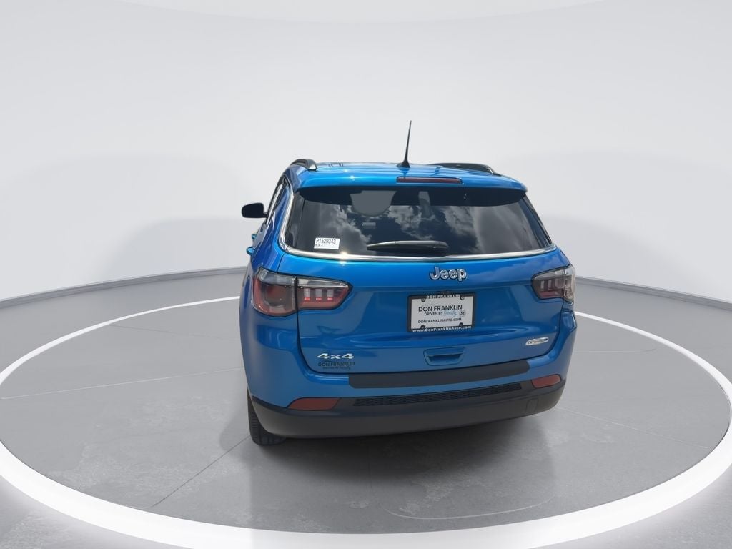 2023 Jeep Compass Latitude Lux