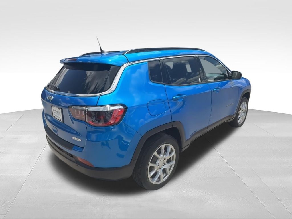 2023 Jeep Compass Latitude Lux