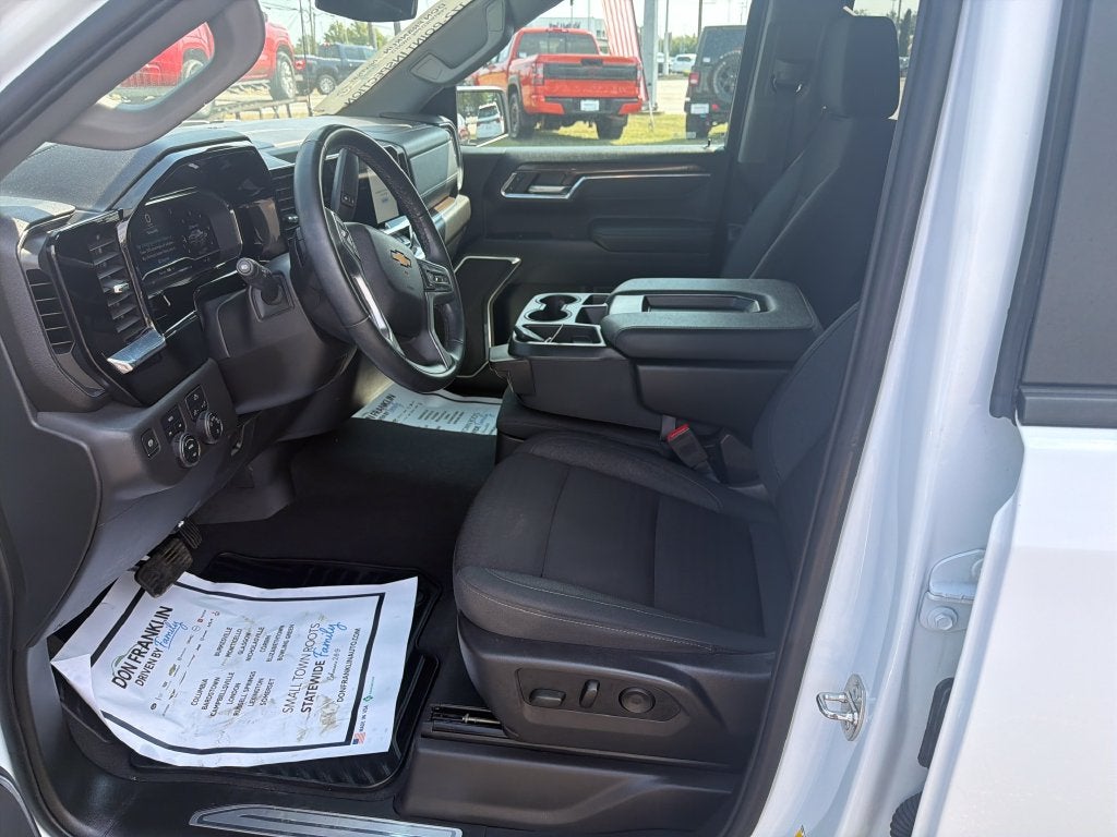 2024 Chevrolet Silverado 1500 LT