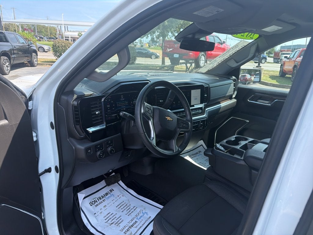 2024 Chevrolet Silverado 1500 LT