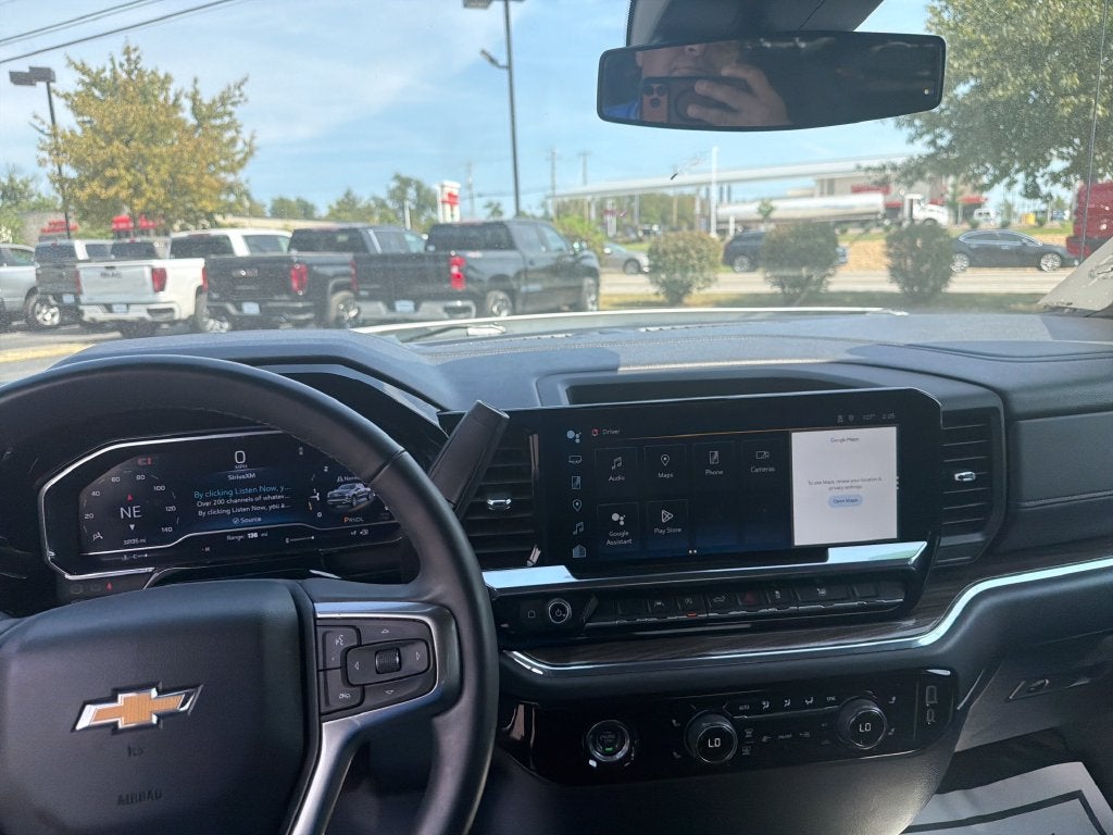 2024 Chevrolet Silverado 1500 LT