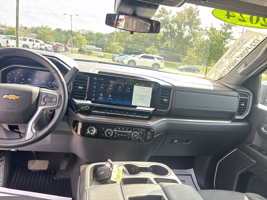 2024 Chevrolet Silverado 1500 LT