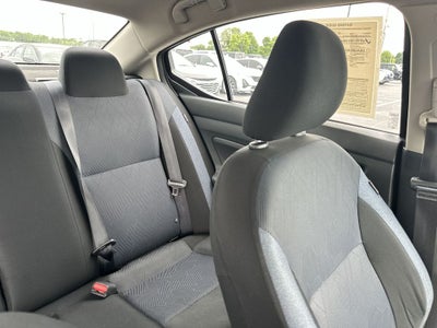 2023 Nissan Versa 1.6 SV