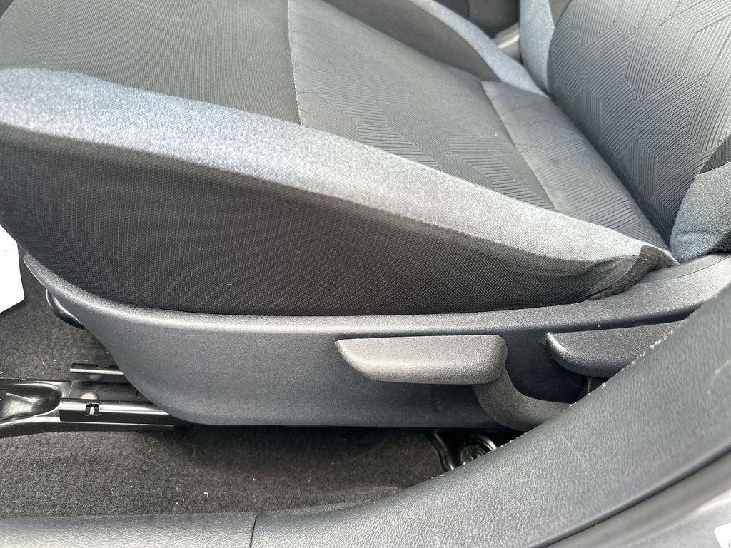 2023 Nissan Versa 1.6 SV