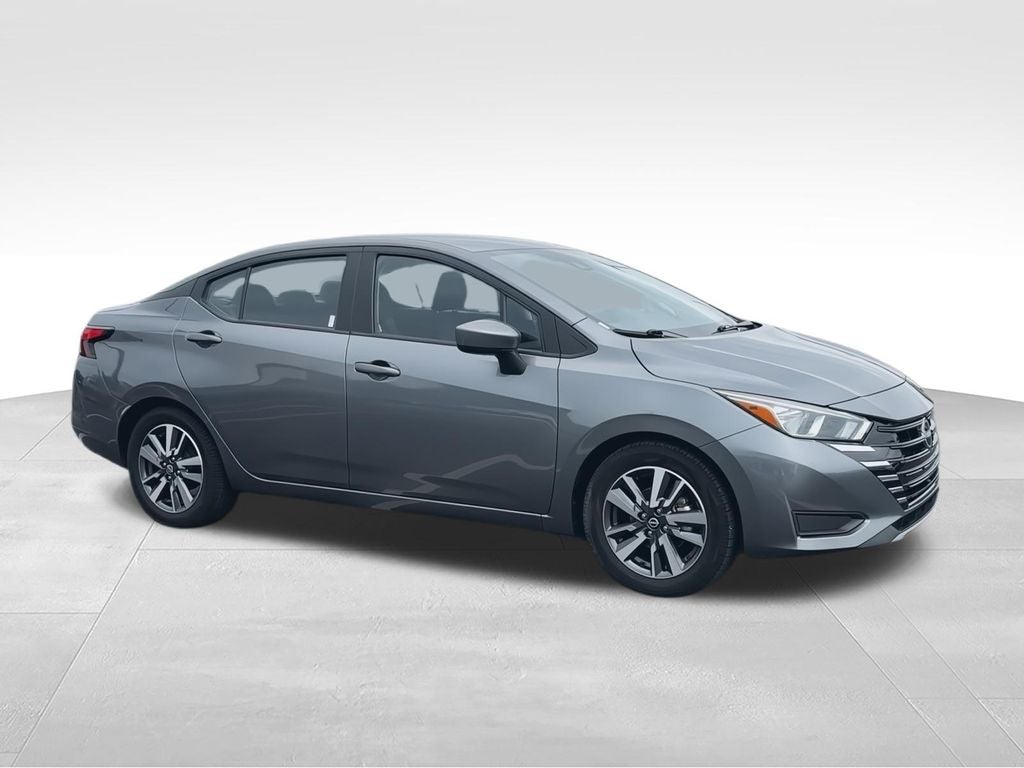 2023 Nissan Versa 1.6 SV