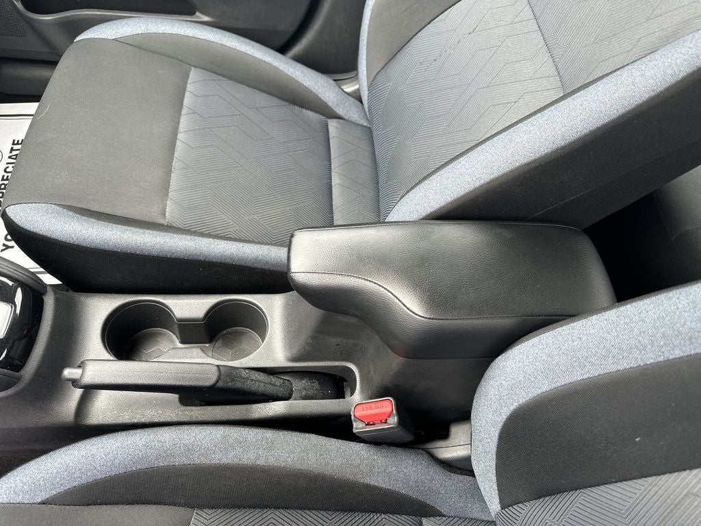 2023 Nissan Versa 1.6 SV