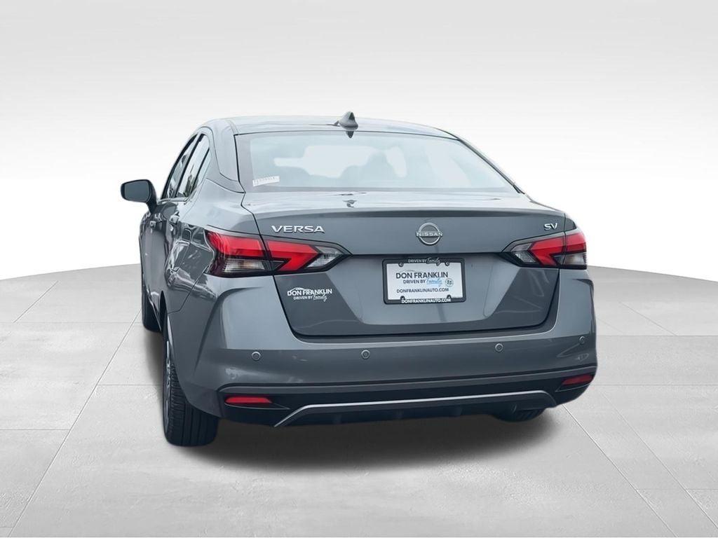 2023 Nissan Versa 1.6 SV