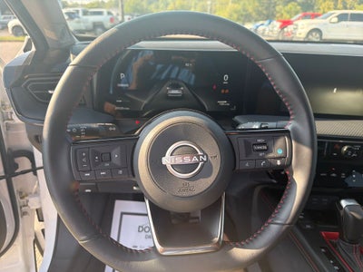 2025 Nissan Kicks SR