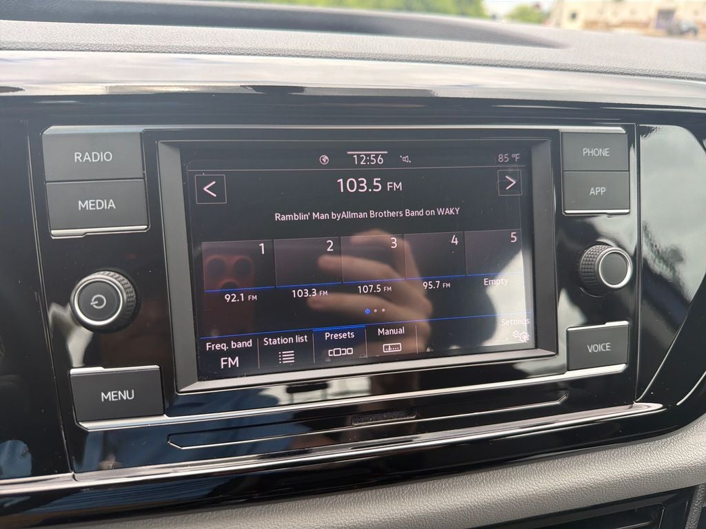 2023 Volkswagen Taos 1.5T S
