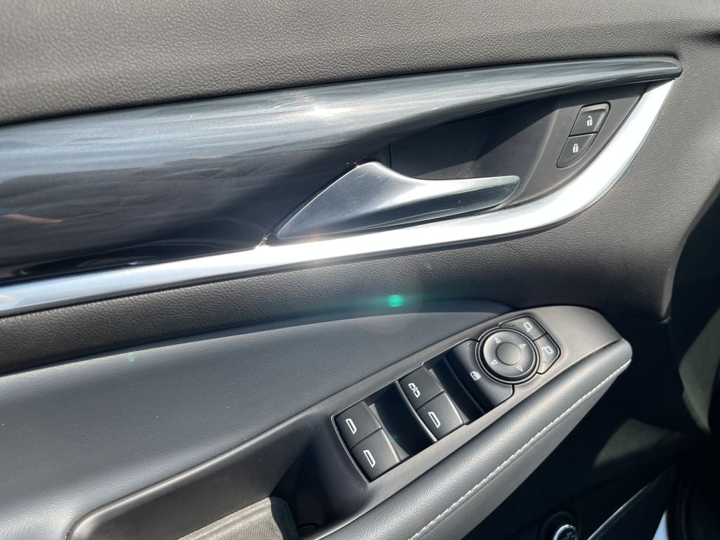 2022 Buick Enclave Essence