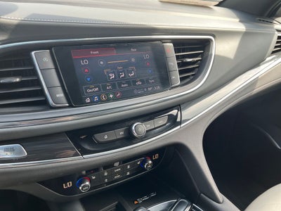 2022 Buick Enclave Essence