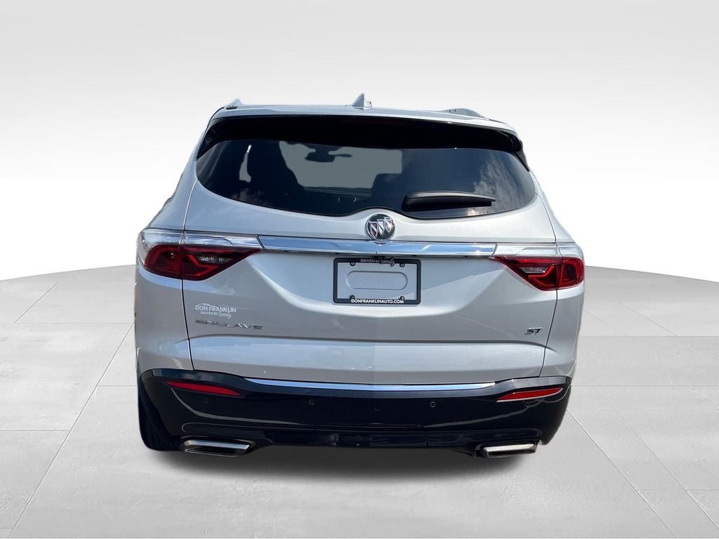 2022 Buick Enclave Essence