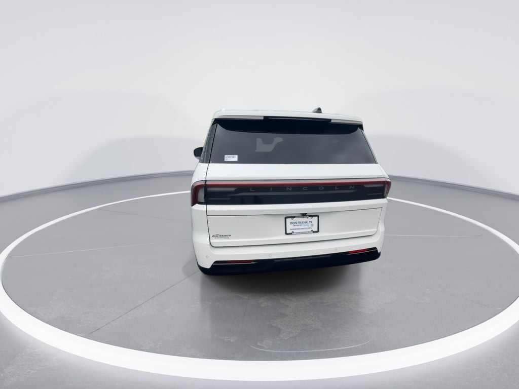 2025 Lincoln Navigator L Reserve