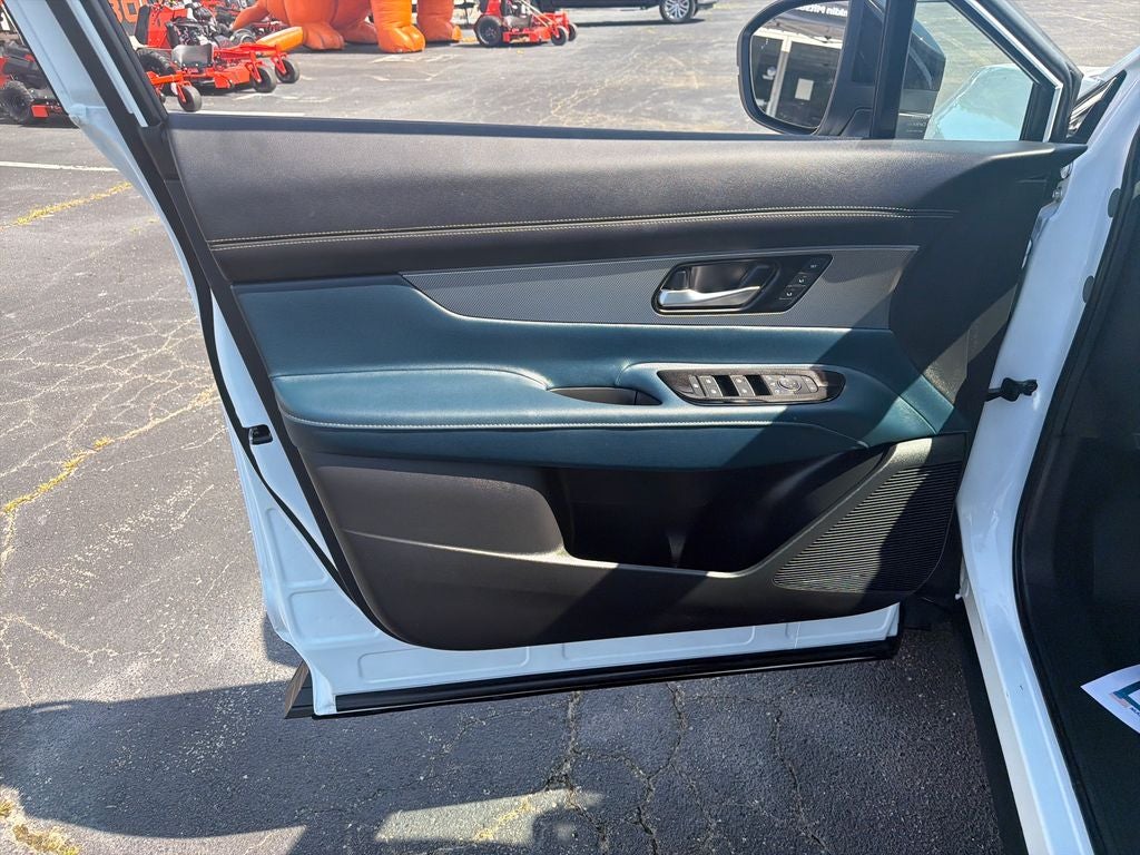 2025 Nissan Murano Platinum