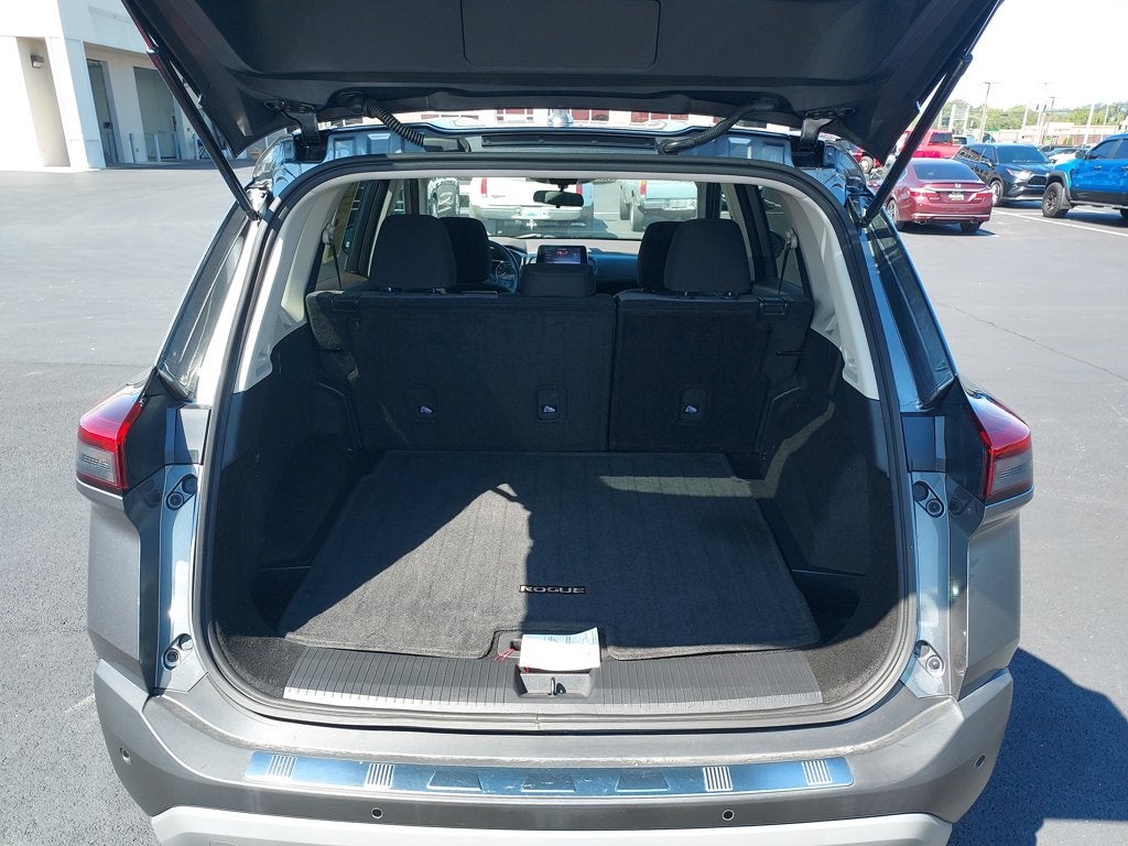 2022 Nissan Rogue SV