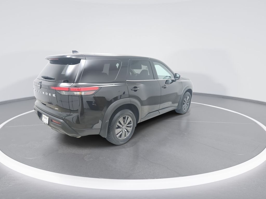 2023 Nissan Pathfinder S