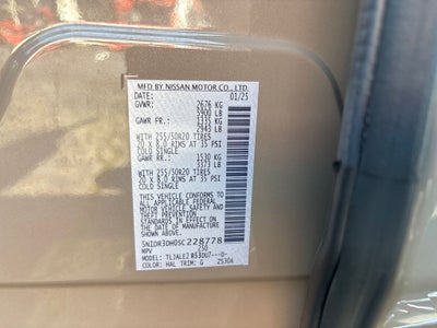 2025 Nissan Pathfinder Platinum