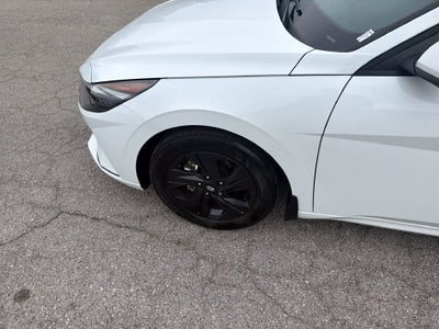 2022 Hyundai Elantra SEL