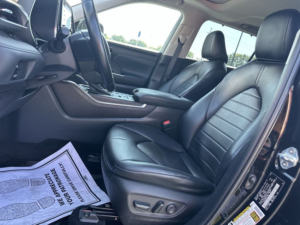 2022 Toyota Highlander XLE