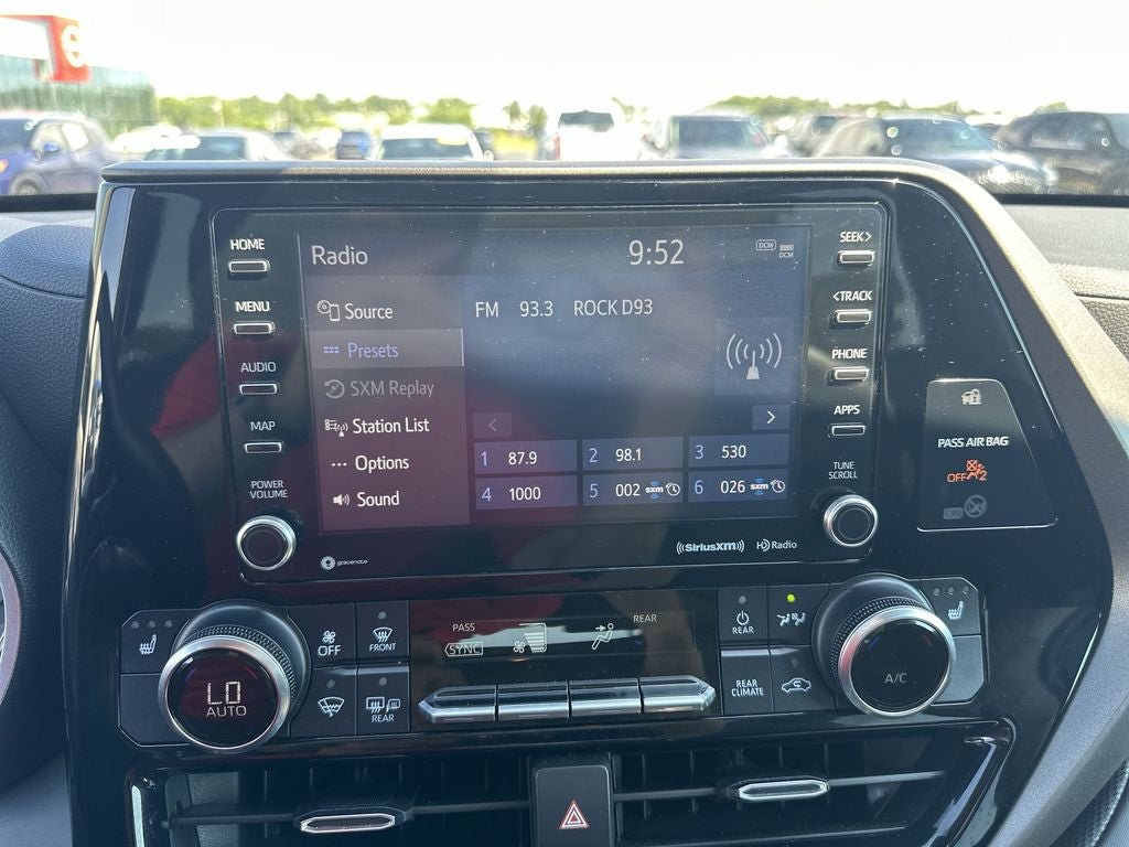 2022 Toyota Highlander XLE
