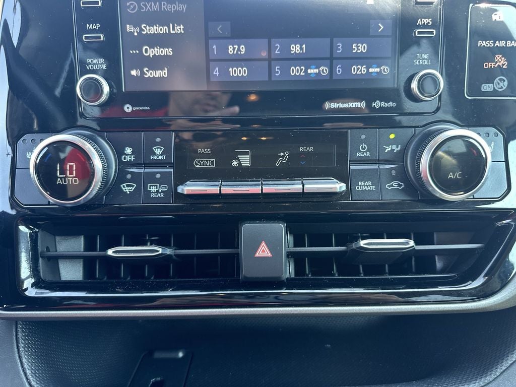2022 Toyota Highlander XLE